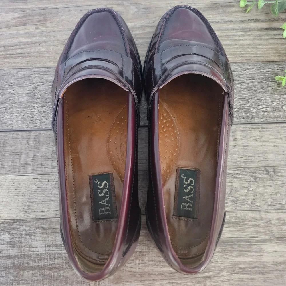 Vintage G.H. Bass Weejuns Logan Oxblood Penny Loafers Men's 9.5M Brazil 9206